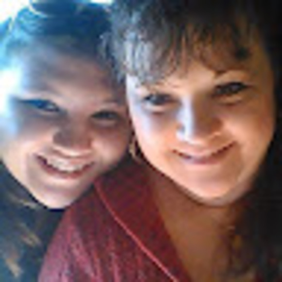 Meet your Posher, Tracey - Picture 1 of 1